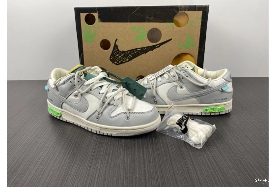 DM1602-117 42 Lot Dunk Nike O-W Low 0807
